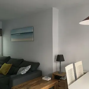 2 Bedroom In The Old Town, Close To The Apartamento
